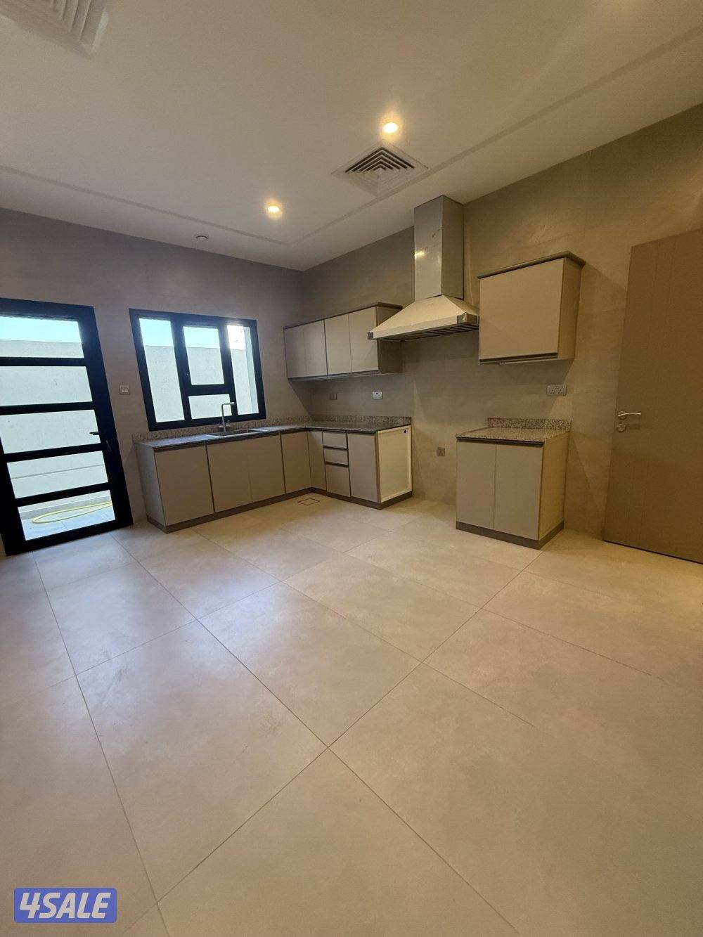 للايجار ادوار ابوفطيره 🏡الفنيطيس 🏡القصور0