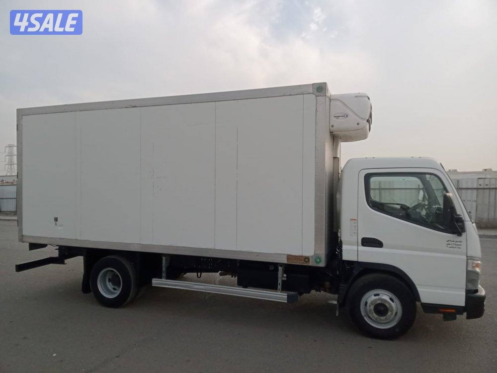 للبيع ميتسوبيشي كانتر براد موديل 20212