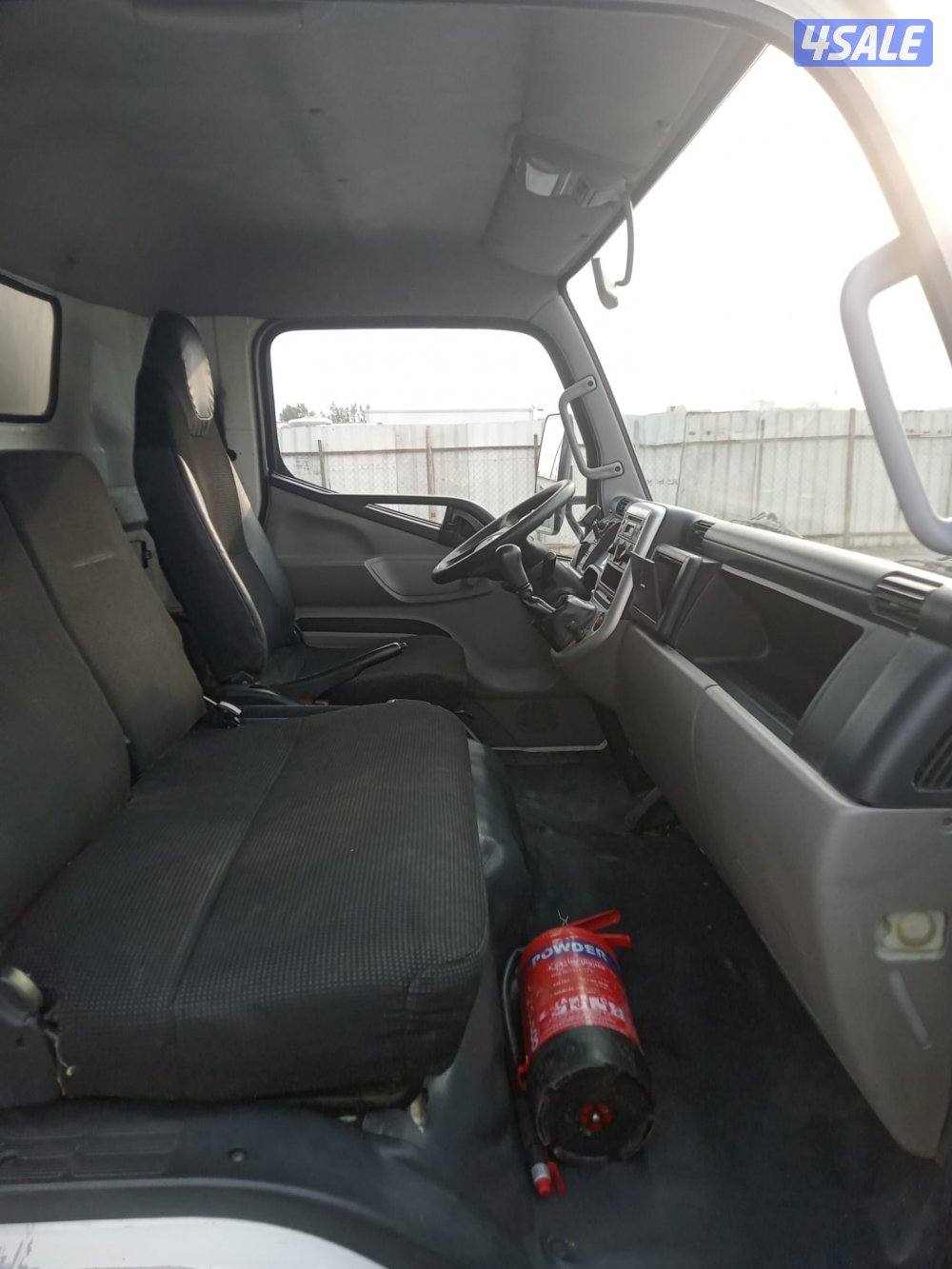 للبيع ميتسوبيشي كانتر براد موديل 20214