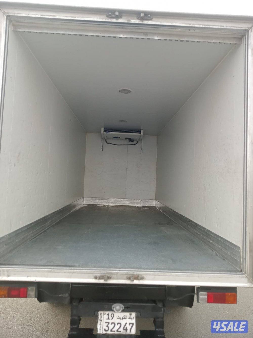 للبيع ميتسوبيشي كانتر براد موديل 20215