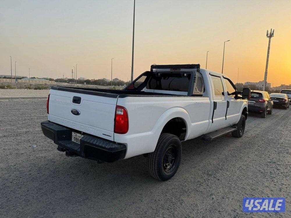 فورد F2504