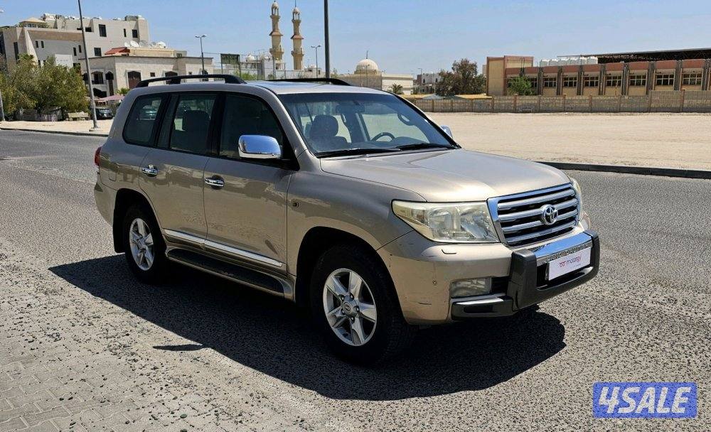 Toyota LandCruiser VXR 20102