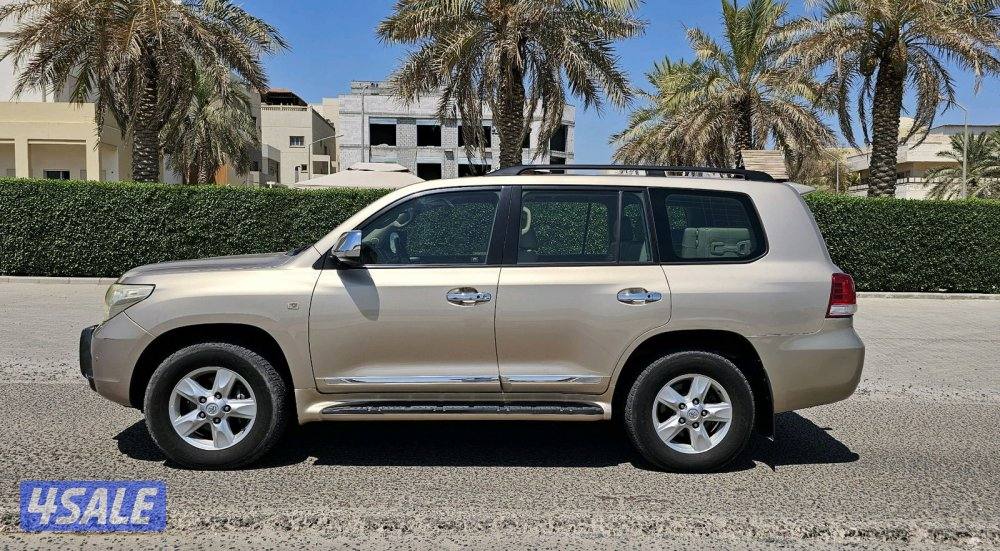 Toyota LandCruiser VXR 20107