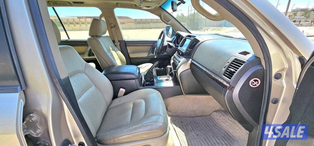 Toyota LandCruiser VXR 201015