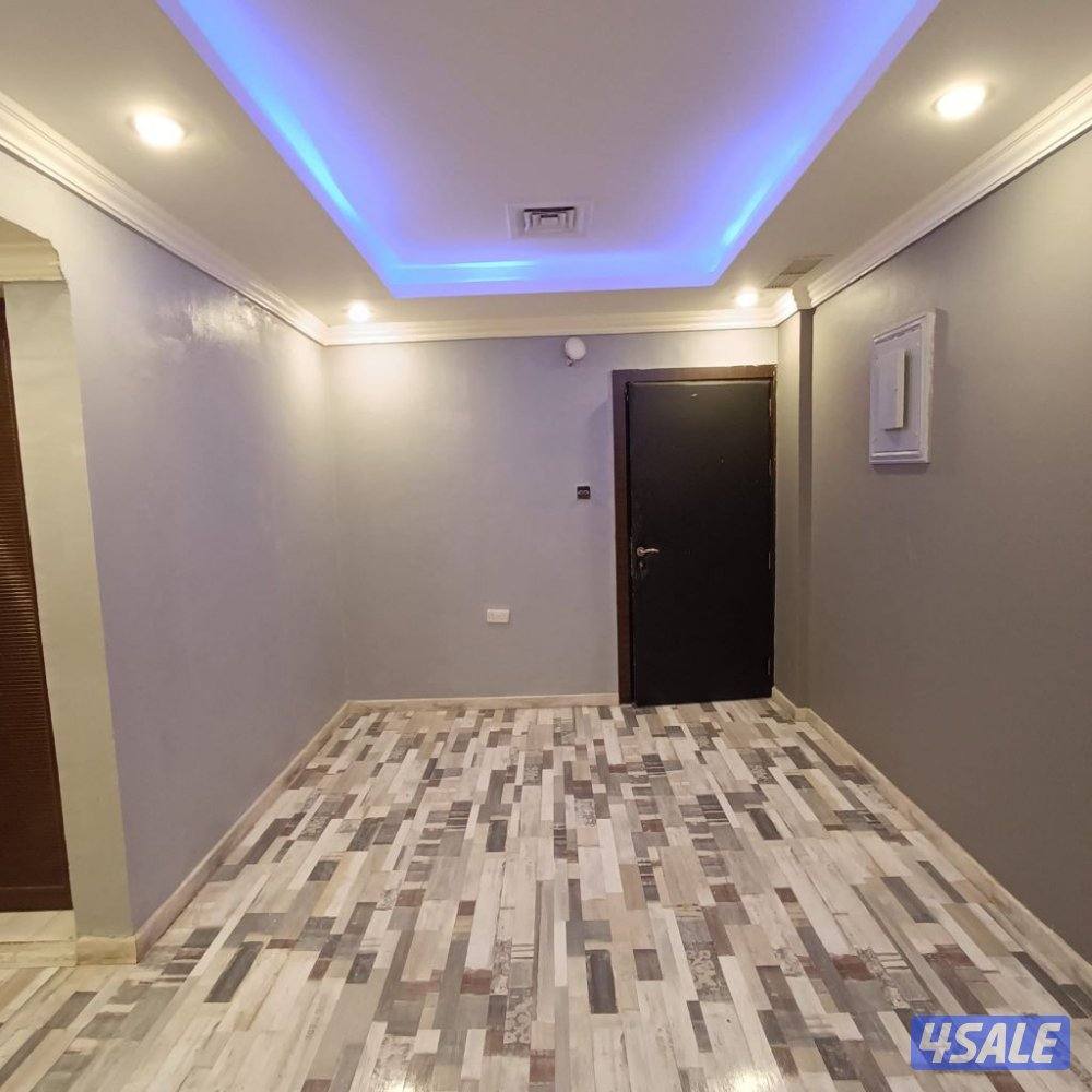 شقق للايجار غرفة وصالة بالسالمية شارع العوازم2