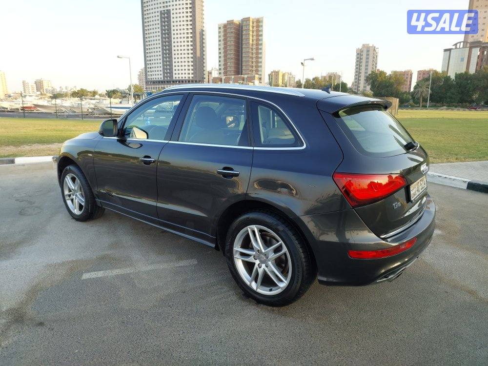 Audi Q5  S-line . 20167