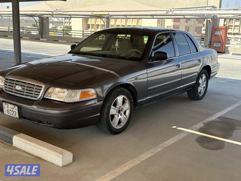 للبيع فورد فكتوريا0