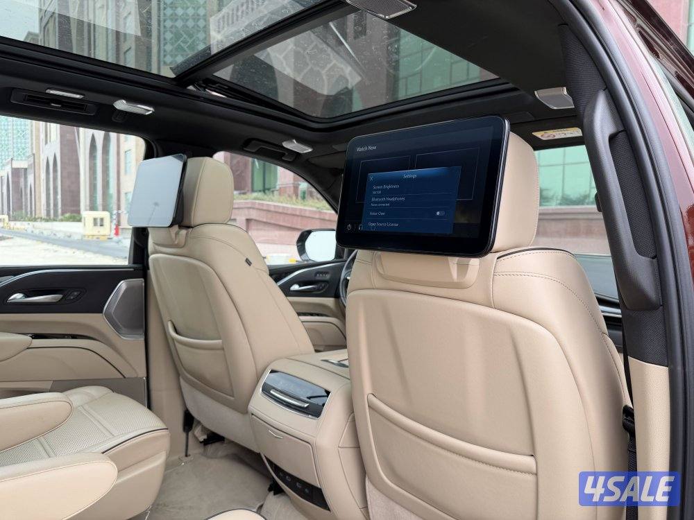 اسكاليد موديل 2022 عداد قليل 33 الف وكالة الكويت الغانم تحت الكفاله7