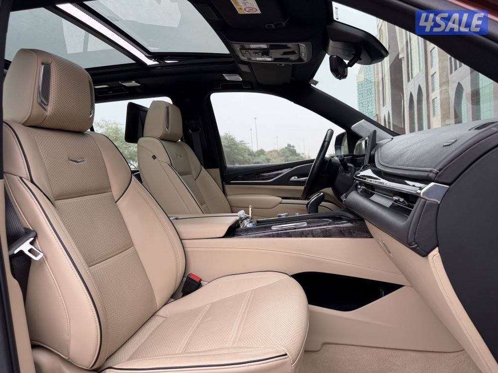 اسكاليد موديل 2022 عداد قليل 33 الف وكالة الكويت الغانم تحت الكفاله8