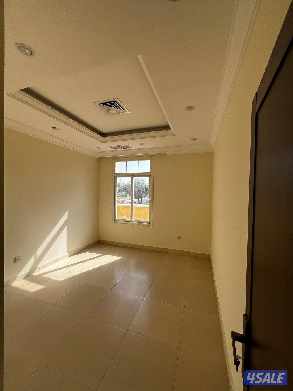 شقة راقية بالنزهة10