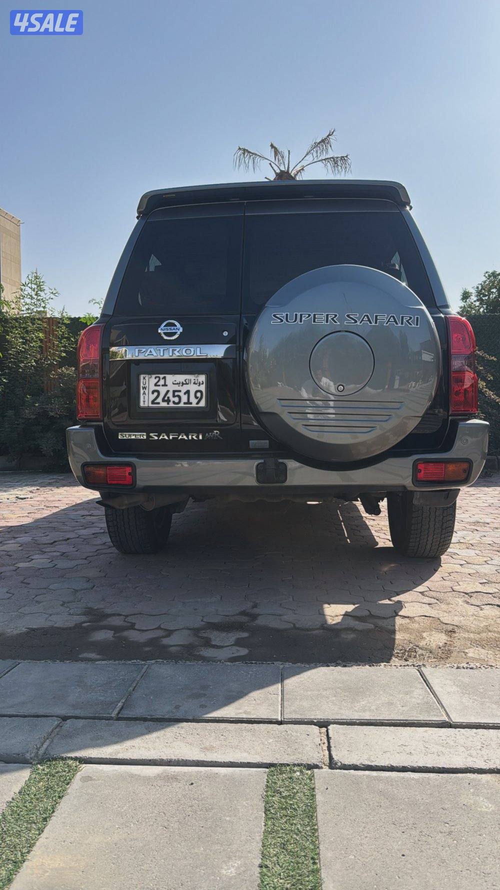 للبيع نيسان super safari5