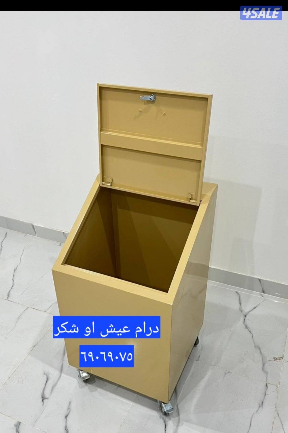 ارفف وكبتات وعلاقات ملابس ودرامات عيش وكل ما يلزمك4