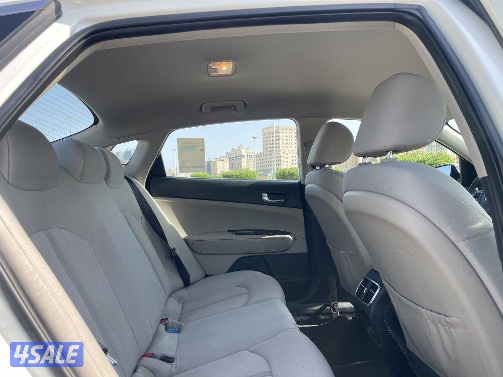 كيا - اوبتيما11