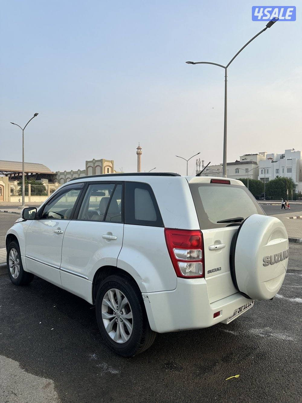 للبيع فيتاره 2014 بحاله ممتازه2