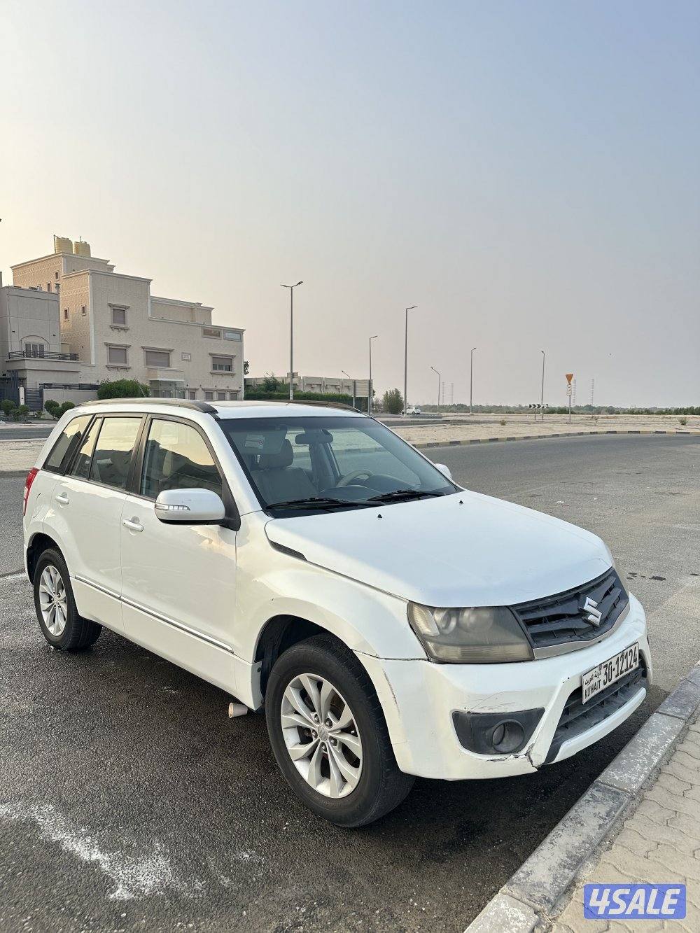 للبيع فيتاره 2014 بحاله ممتازه4