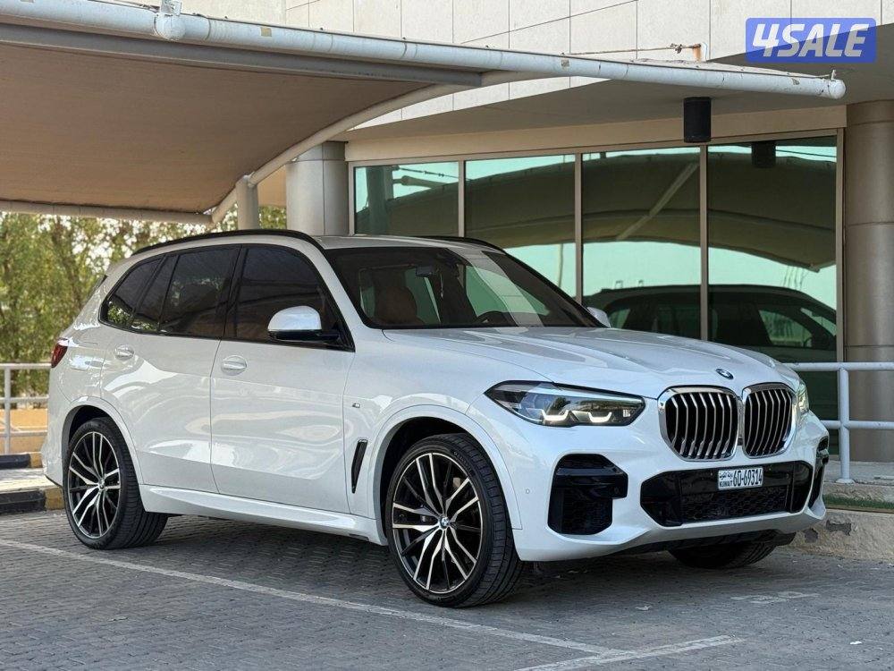 للبيع - BMW X5 - موديل 2022 - عداد 70 - صبغ الوكاله - شرط الفحص0