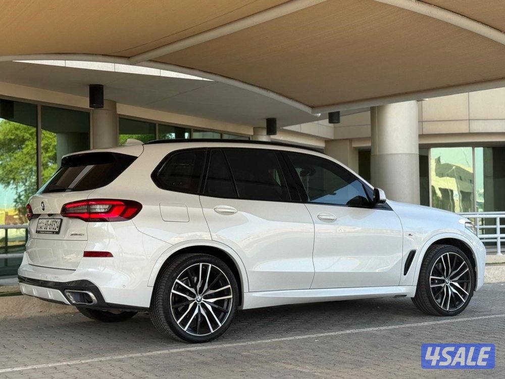 للبيع - BMW X5 - موديل 2022 - عداد 70 - صبغ الوكاله - شرط الفحص2
