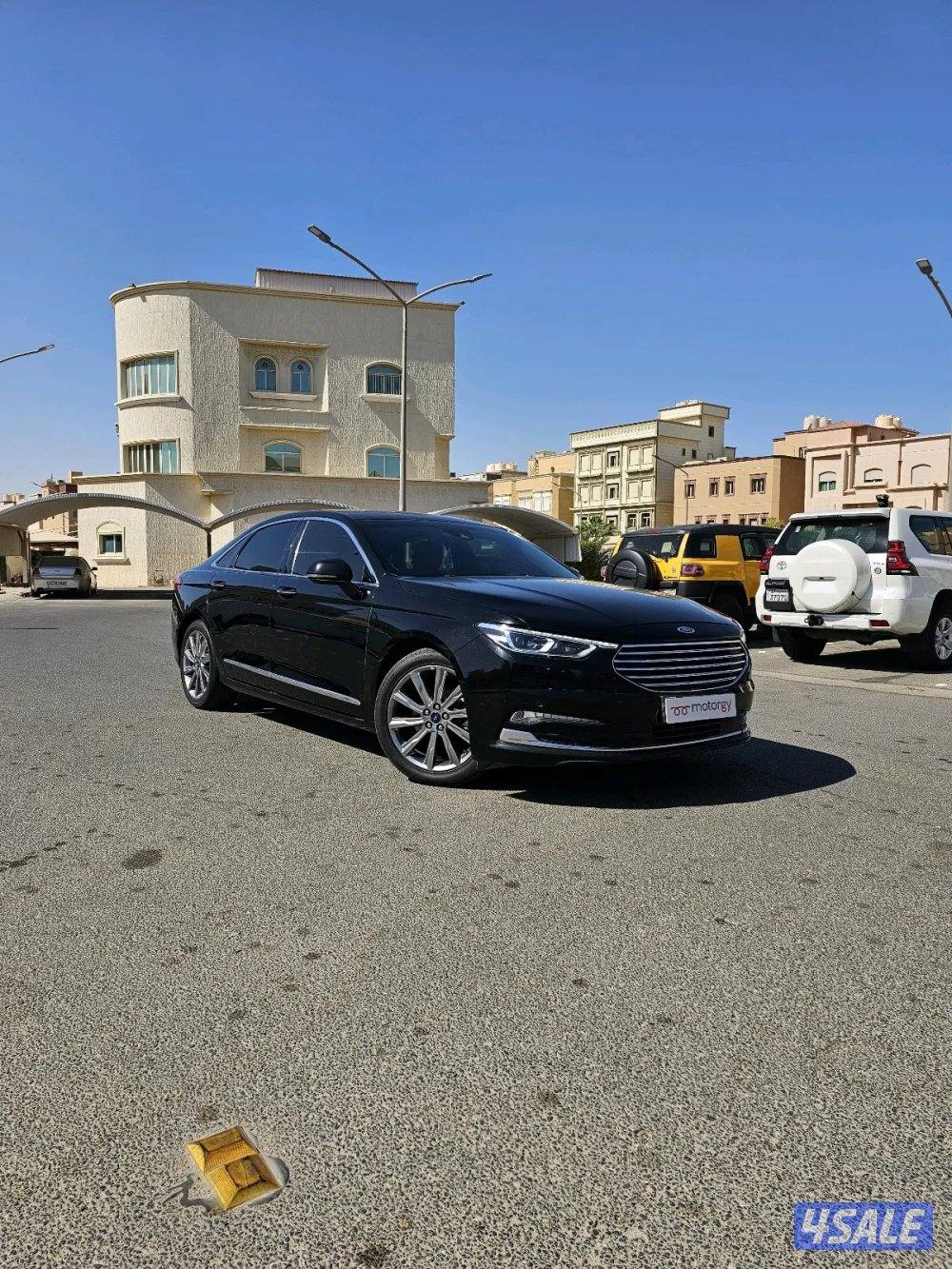 Ford Taurus Titanium 20212