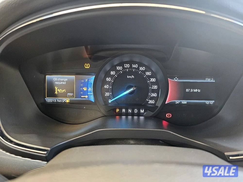 Ford Taurus Titanium 202111