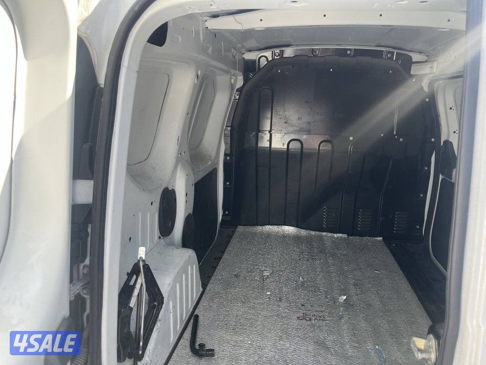 للبيع رينو دوكر موديل 20223