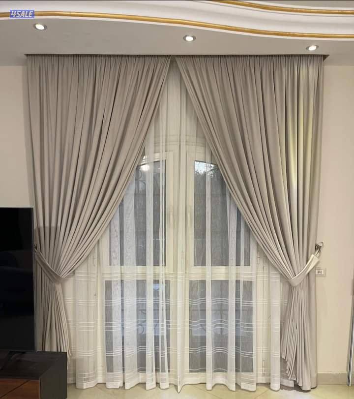 مشغل متخصص في تفصال الستائر الويفي8