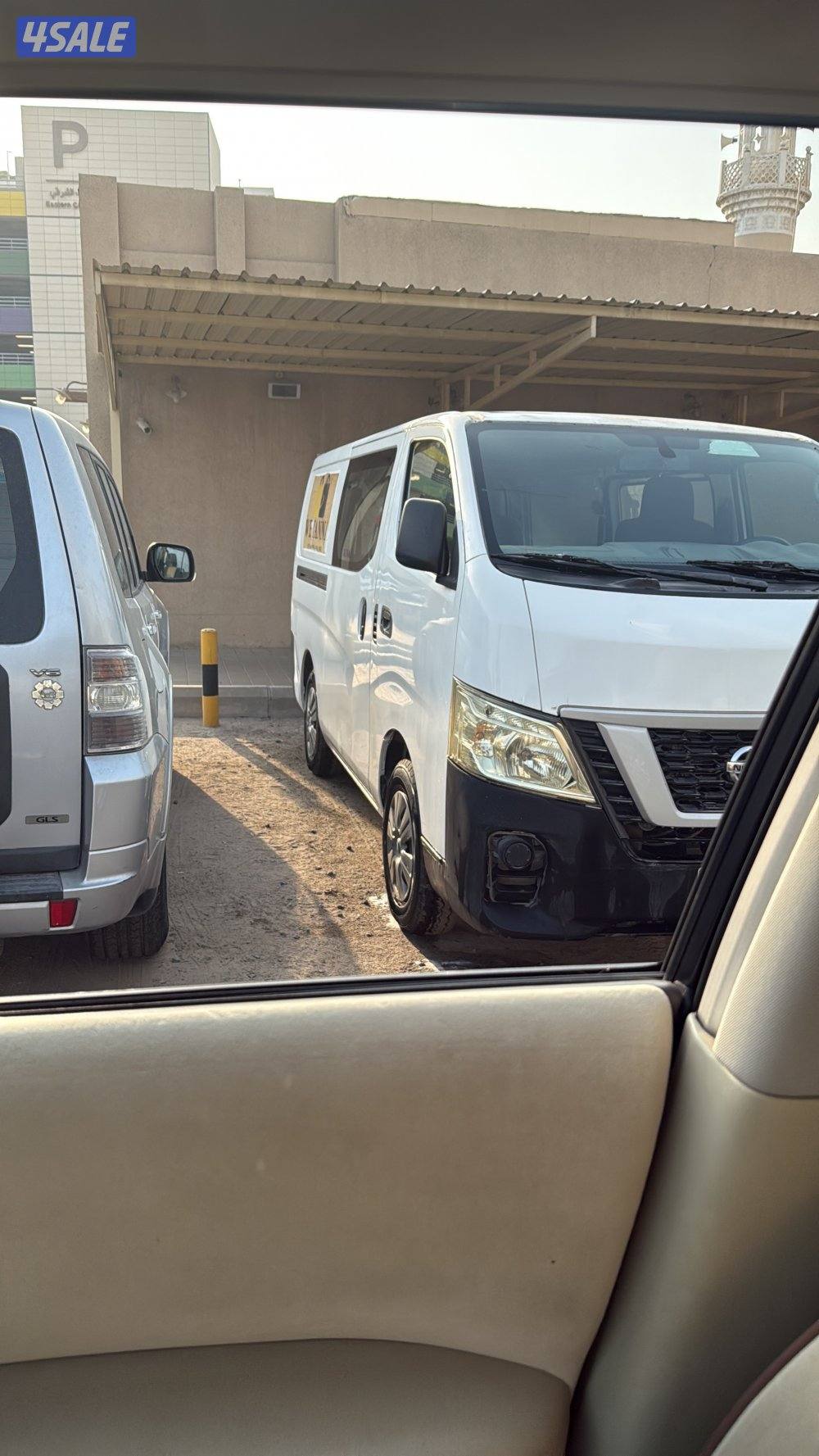 باص نص مقفل للبيع موديل ٢٠٢١ كالجديد1