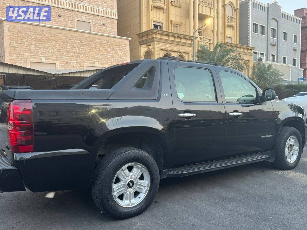 أفلانش 2011 LT8