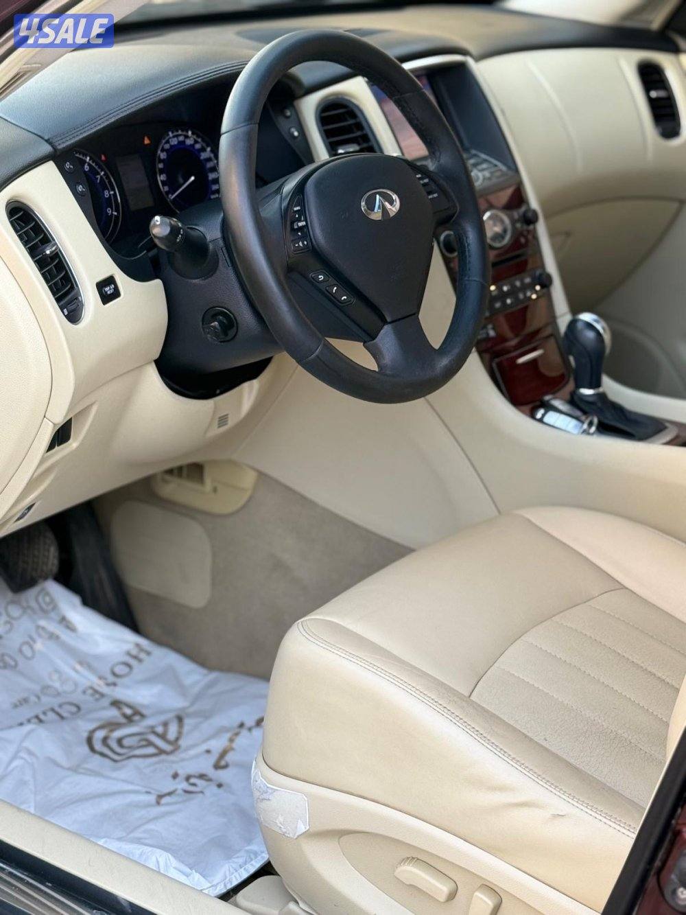 انفينتي QX50 موديل 201613