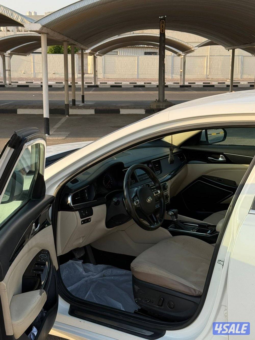 للبيع كيا كدينزا 20185