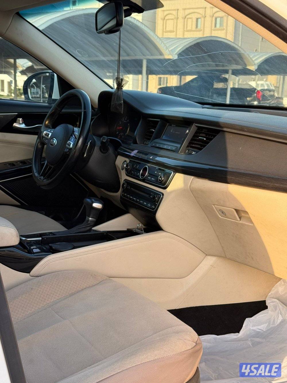 للبيع كيا كدينزا 20188