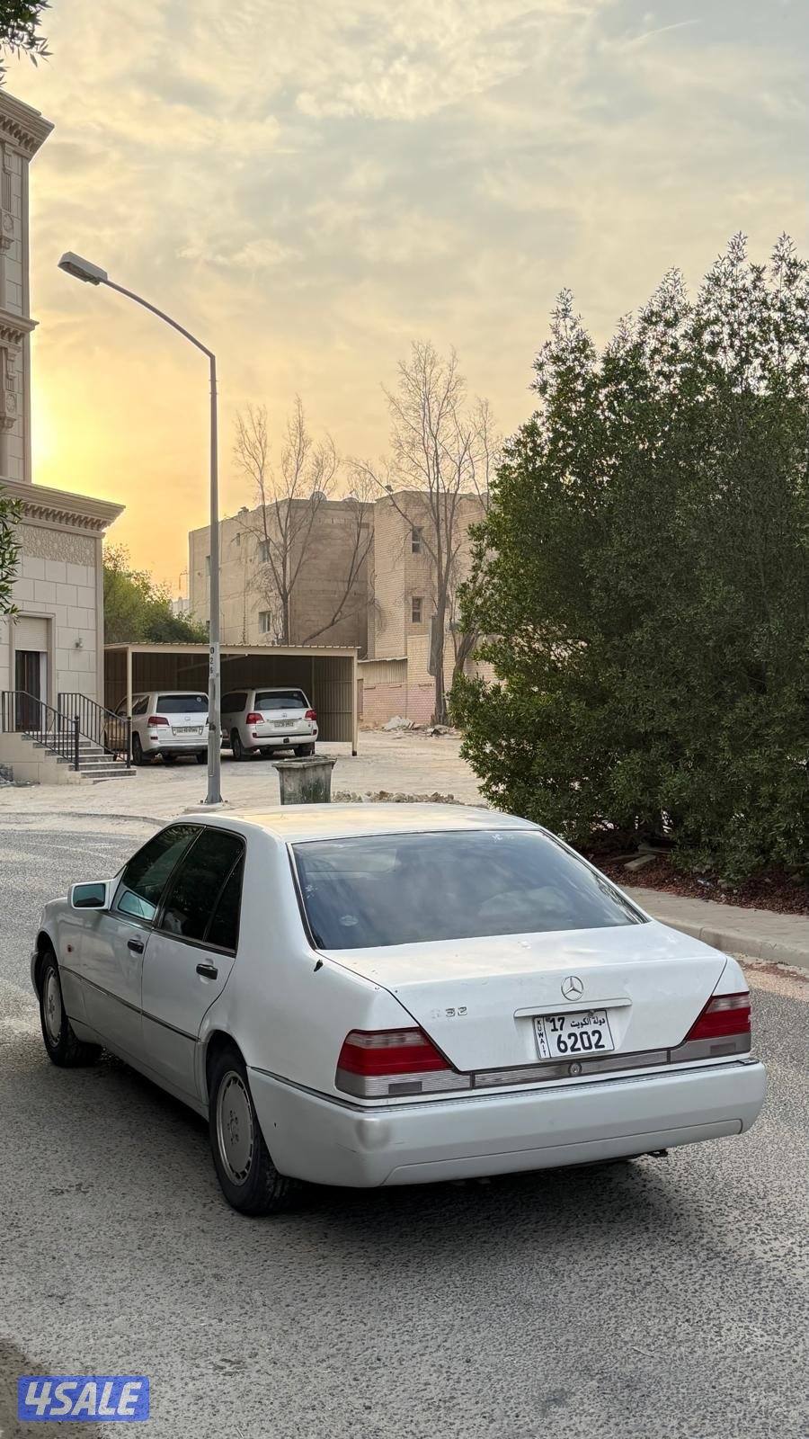 للبيع مورسيدس موديل 1992 شبح حجم s300 صبغ الوكاله داخليه مخمل4