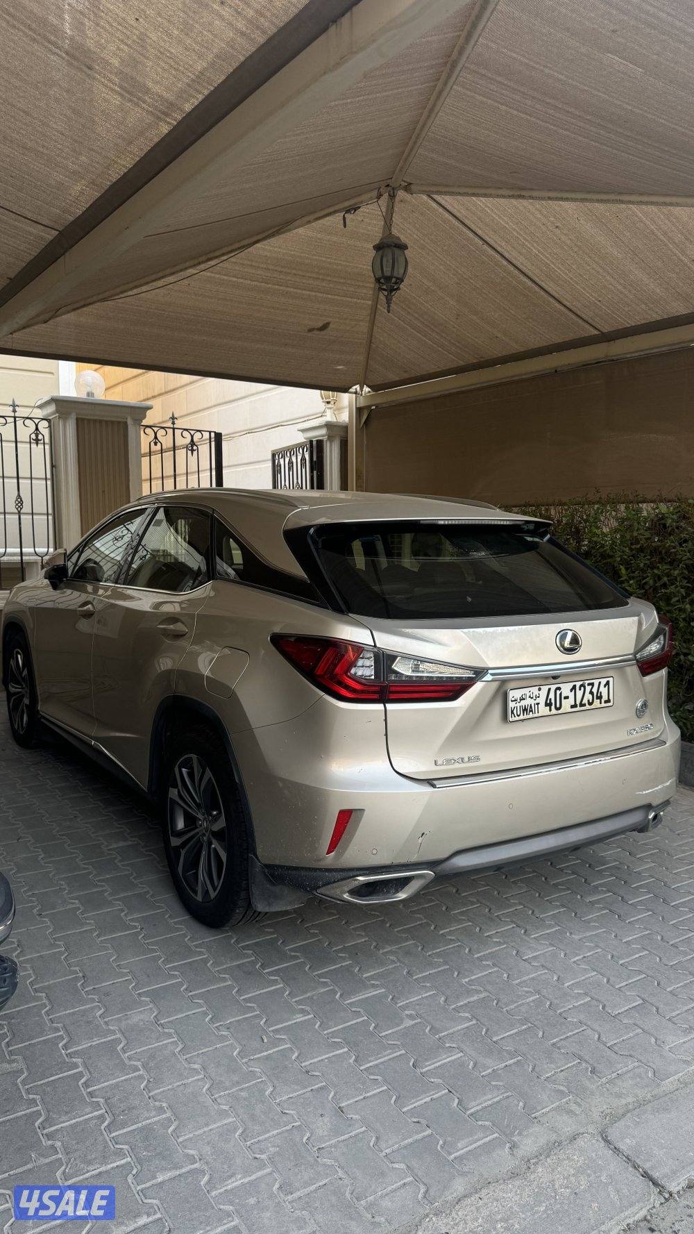 للبيع لكزس1