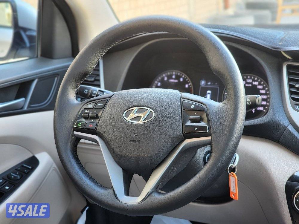 هيونداي توسان بانوراما 2018 عداد 236 ألف ماكينة 2000 سي سي شرط الفحص8