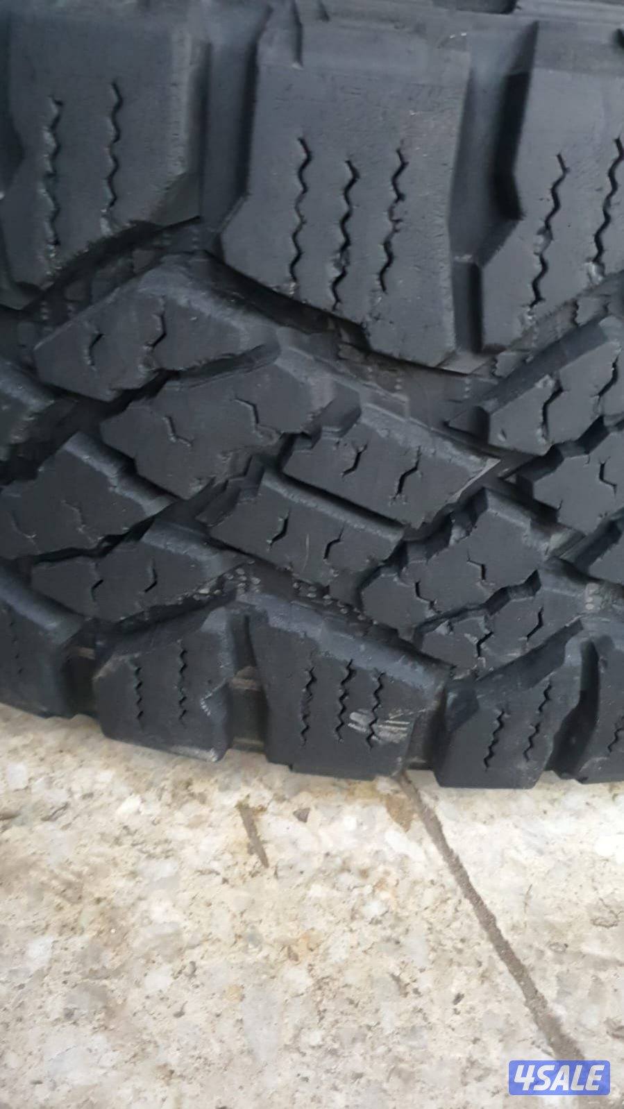 قوديير275/65/18Lt ربع حجري4