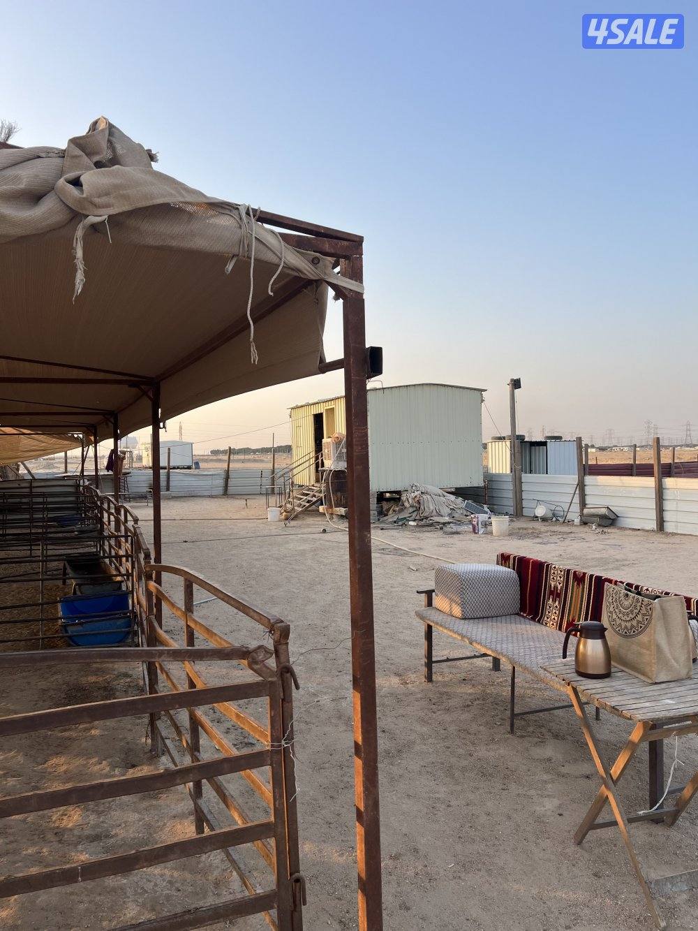 للبيع عزبه على طريق كبد مقابل الاذاعه3