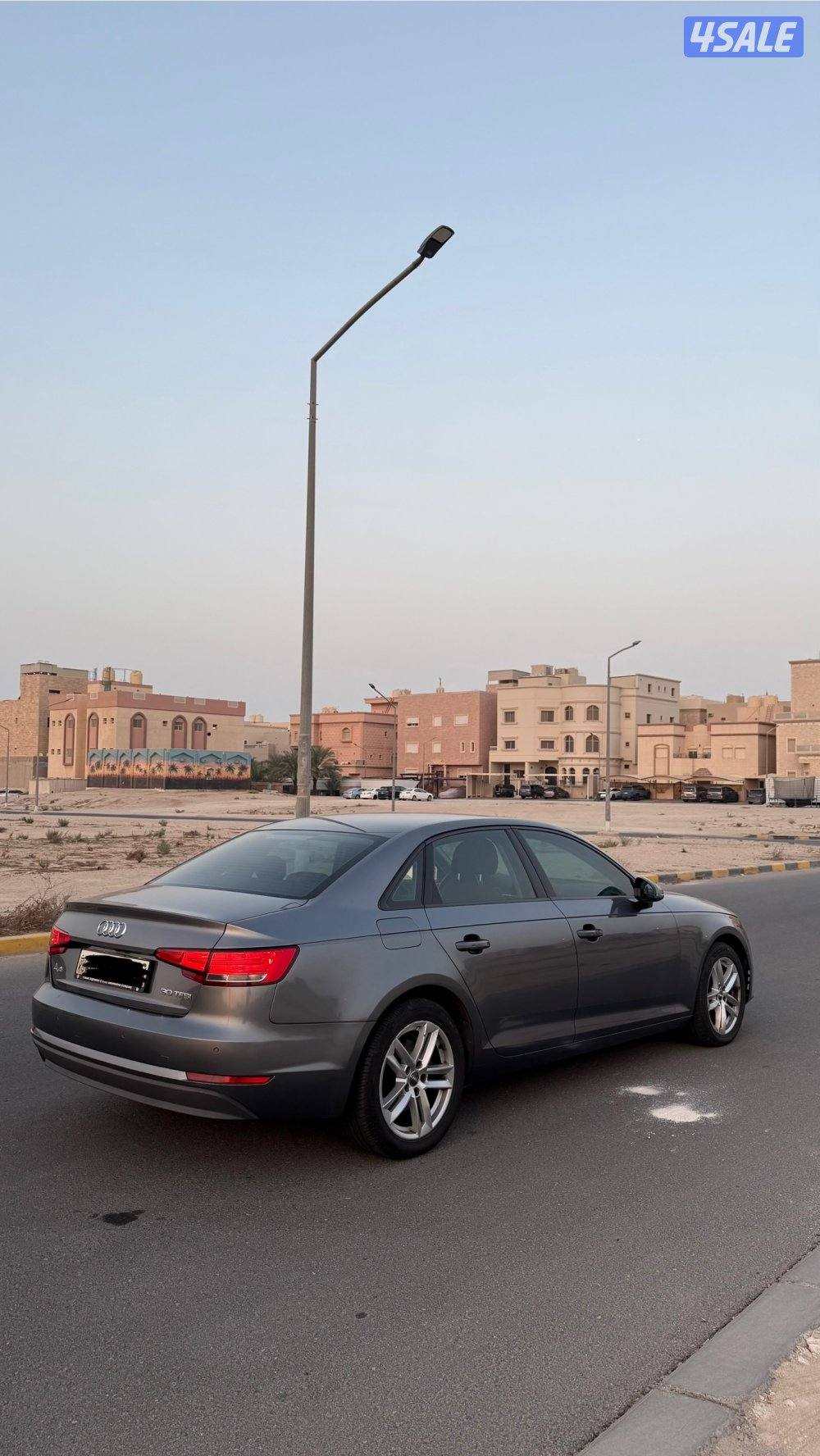 للبيع اودي A42