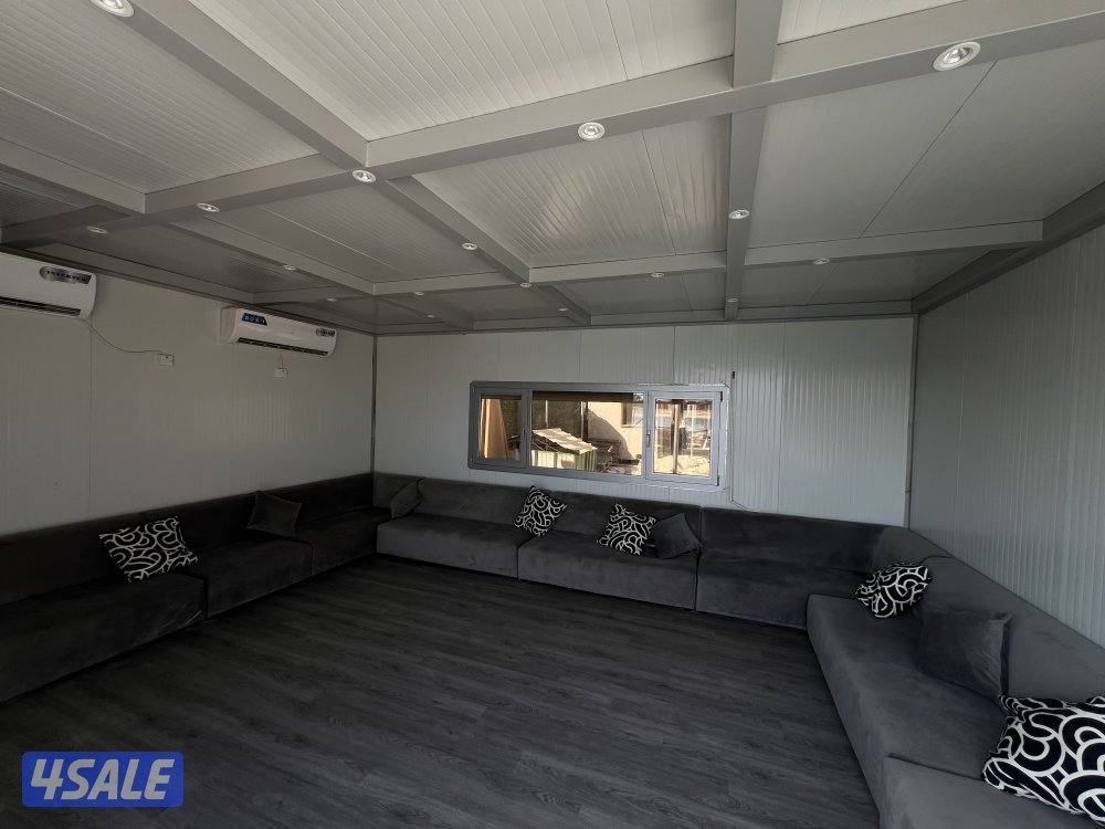 للبيع ديوانيه مقاس 5/6 ساندويتش بانيل الواجهه زجاج مع وحدتين مكفولين3