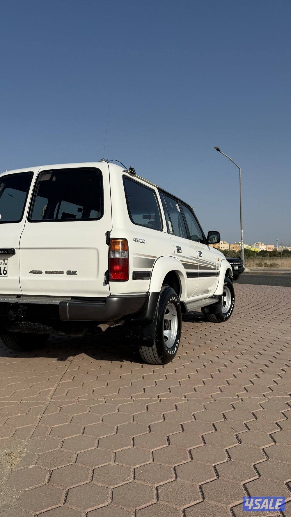 لاند كروز 97 GX1