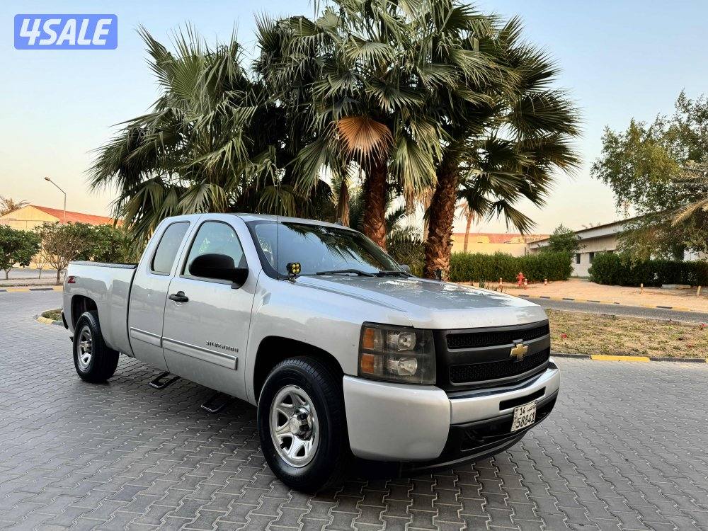 للبيع وانيت غماره ونص موديل 2013 دبل0