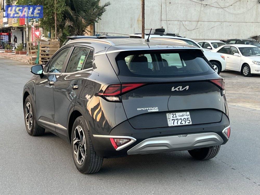 كيا سبورتاج  - ماشي فقط 76  - موديل 20231