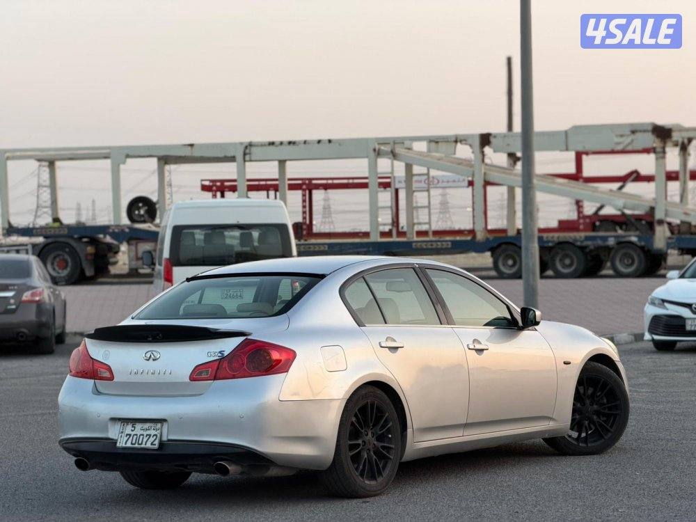 إنفينيتي G37S 20102