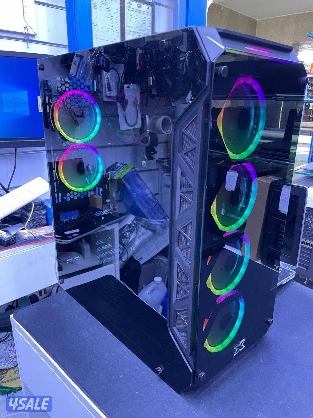 نشتري ونبيع جميع أنواع اللابتوبات والكمبيوترات بأفضل لاسعار1