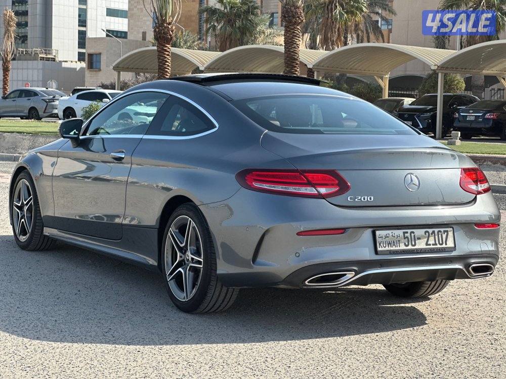 للبيع مرسيدس C200 c ماشي ٩٤ الف كيلو سيرفس وكالة3
