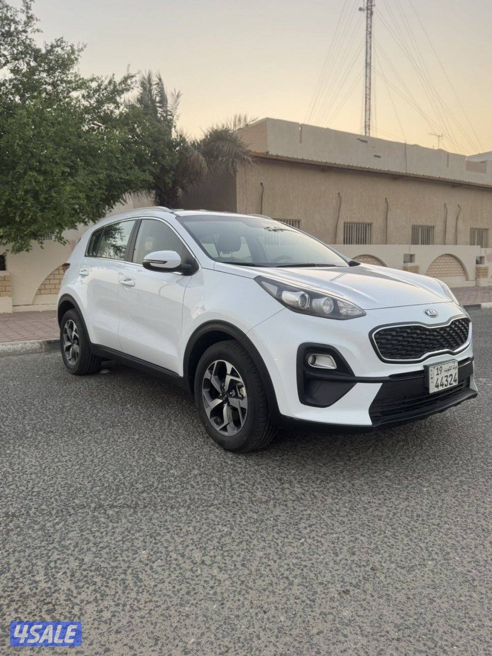 كيا سبورتاج دبل قير موديل 2021 ماشي 47 الف صبغ الوكالة بحالة نادرة3