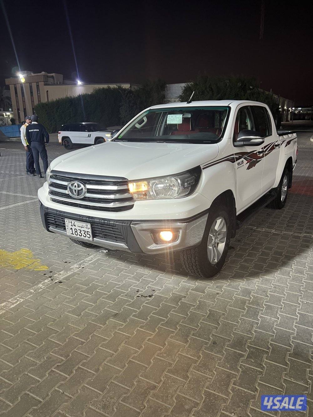 هايلكس موديل 2016 جير عادي عداد 187 صبغ وكاله شرط الفحص سيرفس وكاله1