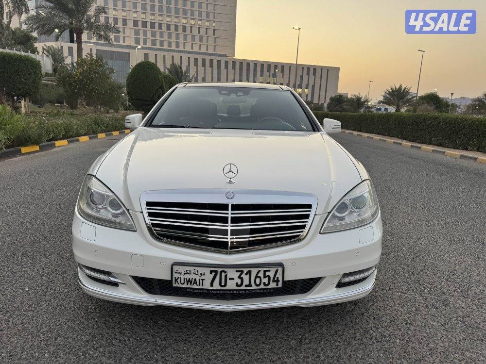 مرسيدسS600 بحالة الوكالة صبغ الوكاله V12 عداد 135 اعلى مواصفات1