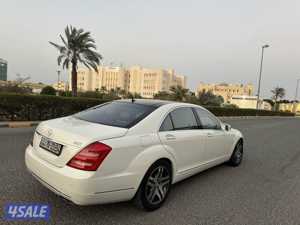 مرسيدسS600 بحالة الوكالة صبغ الوكاله V12 عداد 135 اعلى مواصفات5