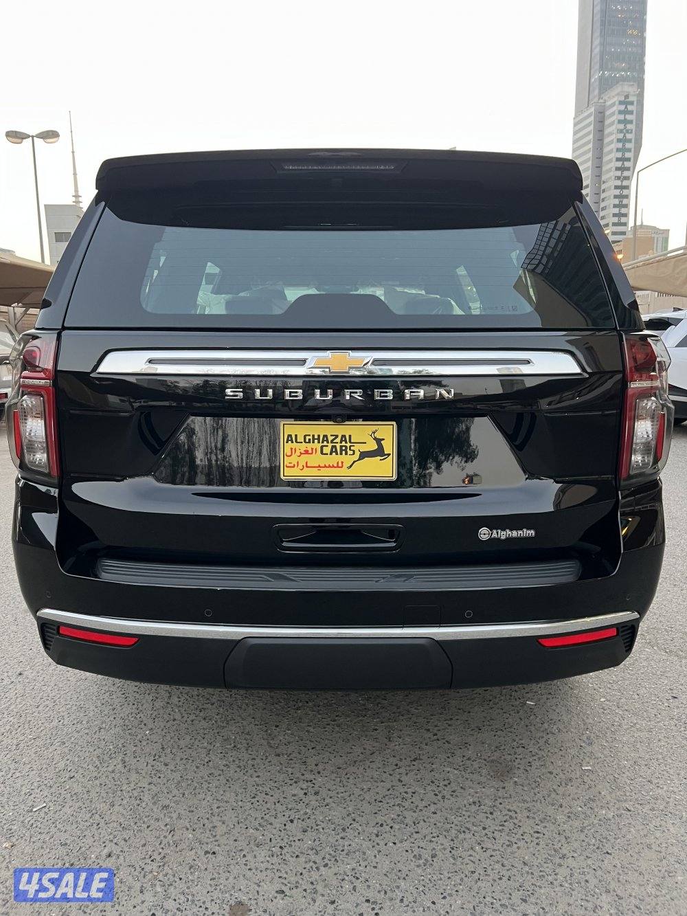 SUPURBAN / 2024 / اصفار5