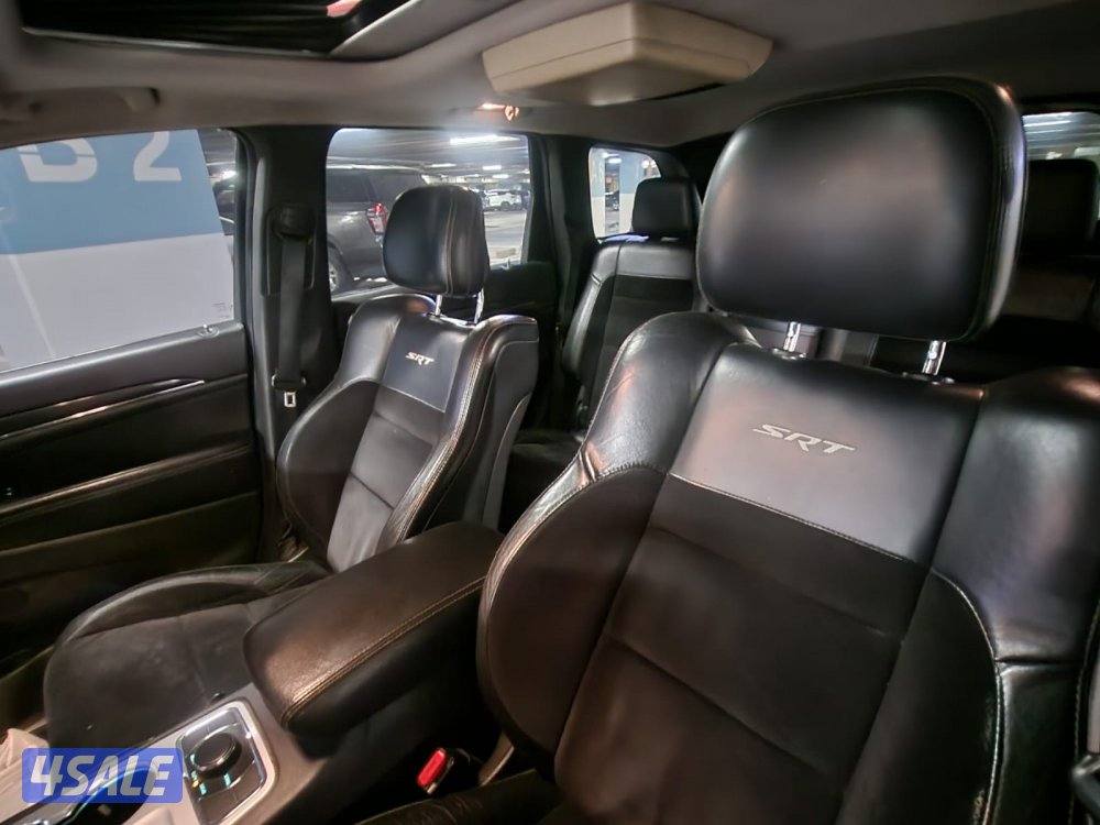 للبيع جيب قراند شروكي SRT اصلي8