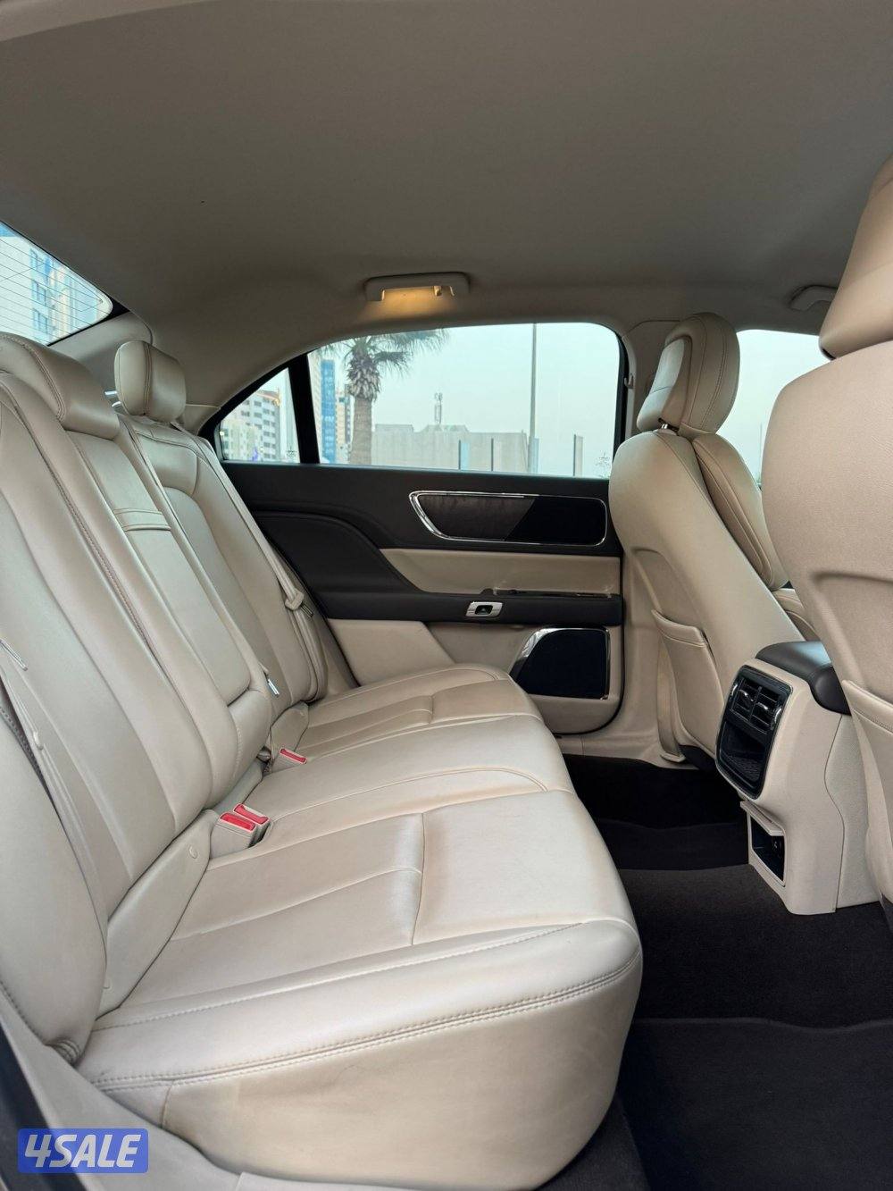 للبيع لنكولن كونتنتال 202010